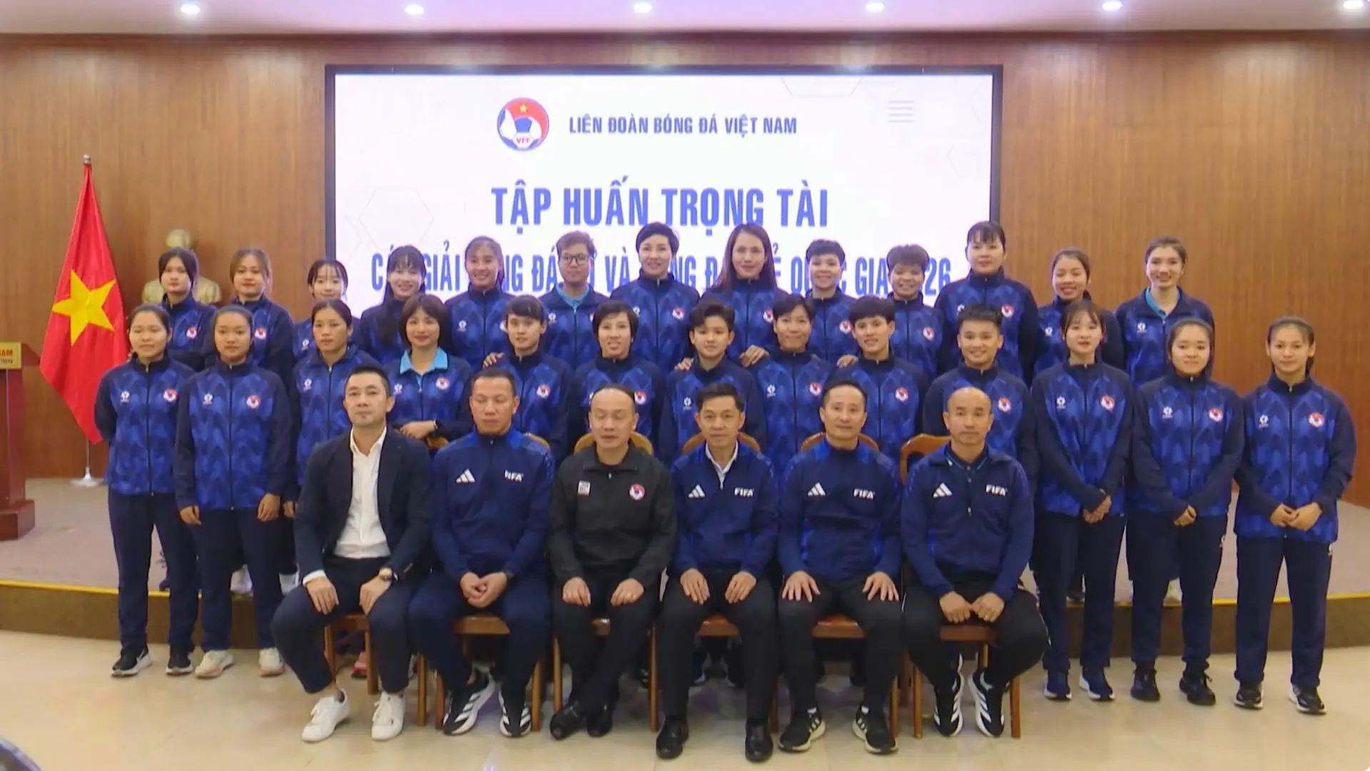 Trọng tài - Mắt xích trong phát triển bóng đá nữ và trẻ